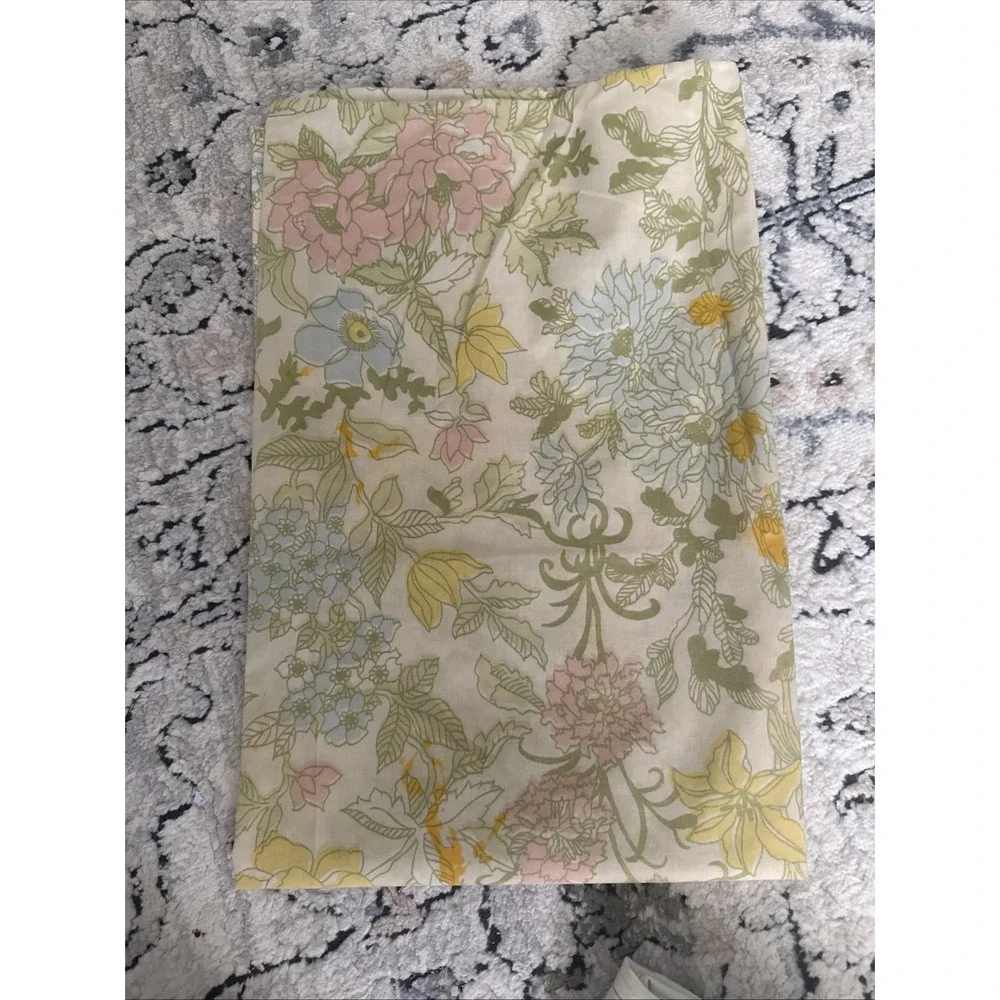 Vtg Floral Pillowcases 3 yellow Florals